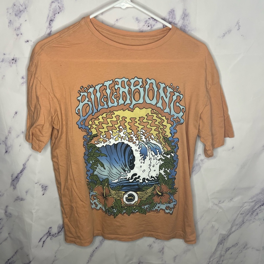 Billabong Women’s light orange graphic  T-Shirt sz XS